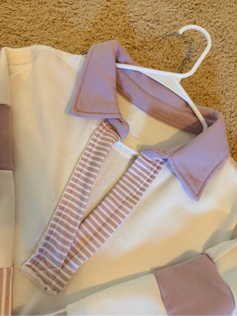Amazon Women's Cream Color Block Sweater with Lavender Collar